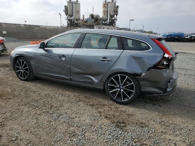 Vin: yv140mek6h1369464, lot: 62484625, volvo v60 t5 premier 20172