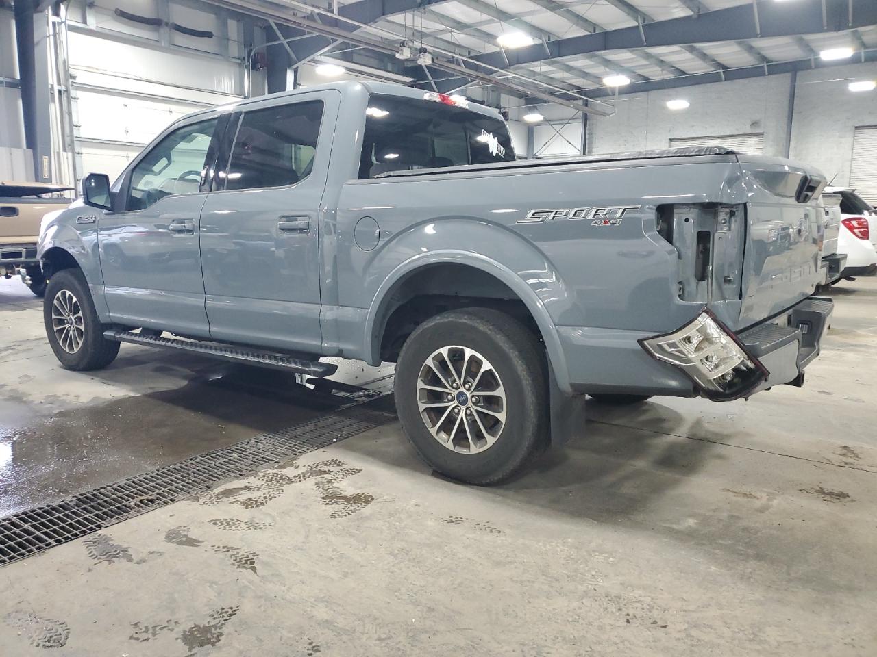 FORD F-150 SUPERCREW