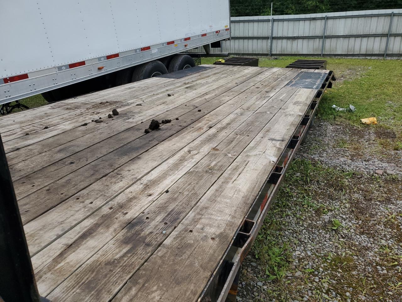 Lot #3204973105 2019 QUAL TRAILER