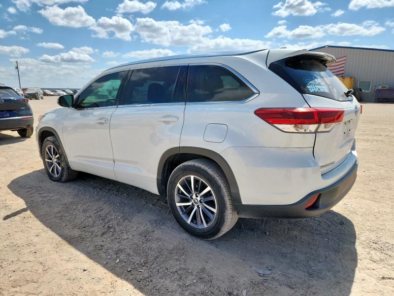 Vin: 5tdkzrfh0js531164, lot: 61292215, toyota highlander se 20182