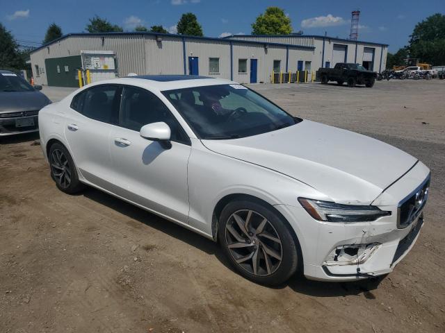 Vin: 7jr102fk7kg016555, lot: 61824285, volvo s60 t5 momentum 20194