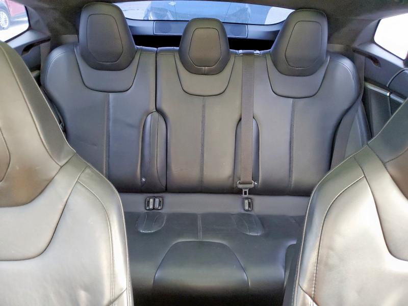 2015 TESLA MODEL S 85 5YJSA1H13FF080560