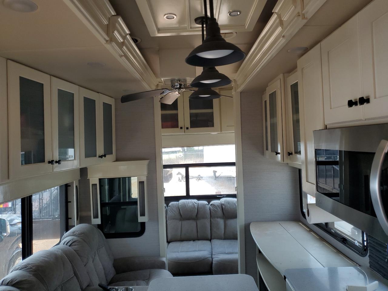 Lot #3260581066 2022 VANLEIGH VILANO