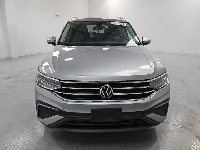2022 VOLKSWAGEN TIGUAN SE 3VV2B7AX0NM061085