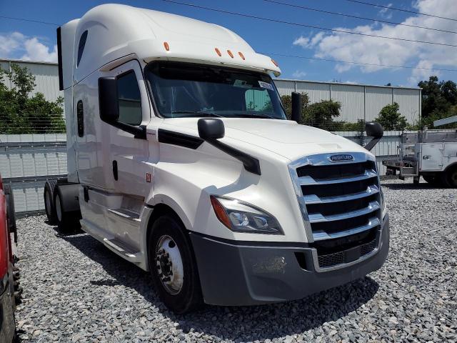 FREIGHTLINER CASCADIA 1 2019 white  diesel 3AKJHHDR9KSLD3456 photo #1