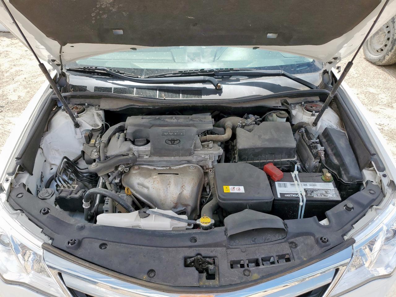 TOYOTA CAMRY BASE