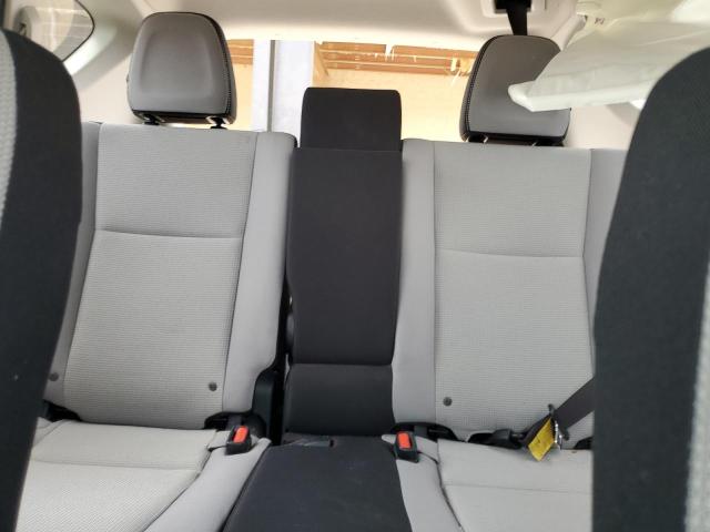 2017 TOYOTA RAV4 XLE - JTMWFREV0HJ714444