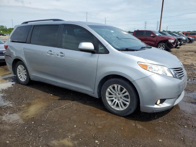 2017 TOYOTA SIENNA XLE 5TDYZ3DC8HS834900