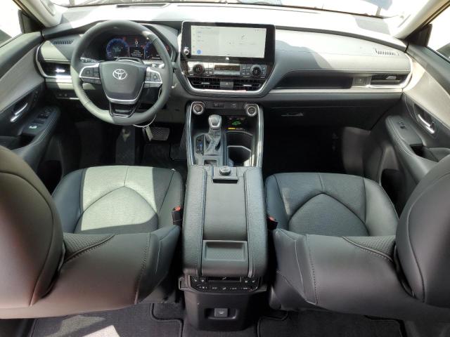 2025 TOYOTA GRAND HIGH 5TDAAAB58SS088120