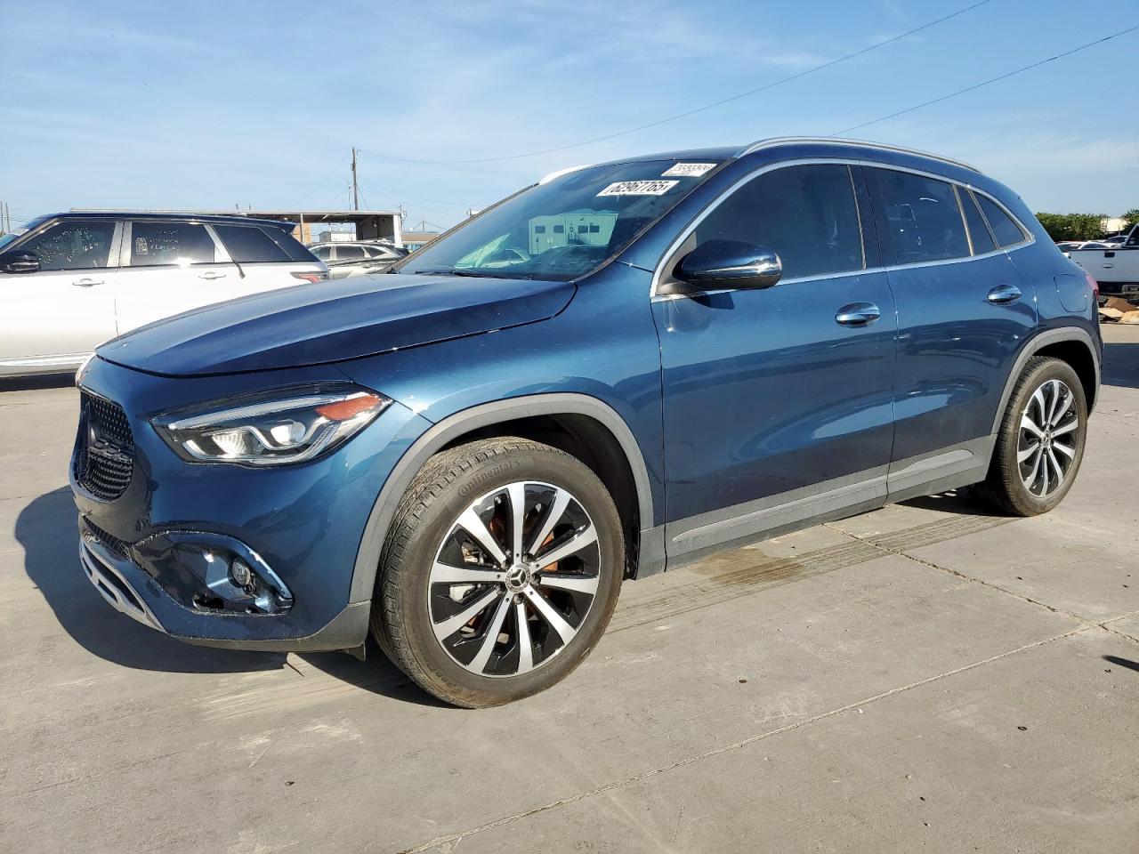 MERCEDES-BENZ GLA-CLASS 250