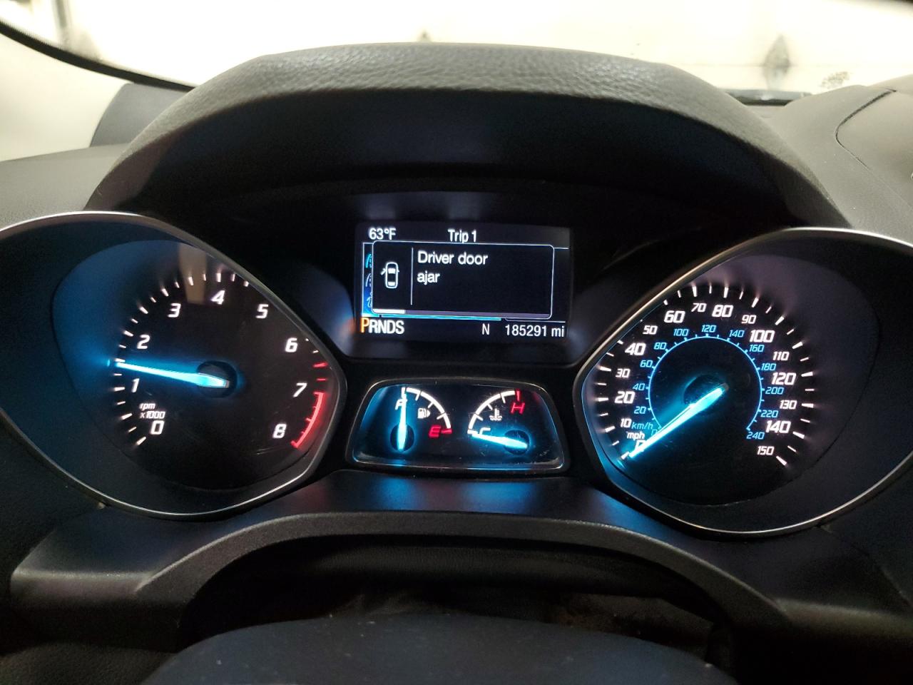 FORD ESCAPE TITANIUM