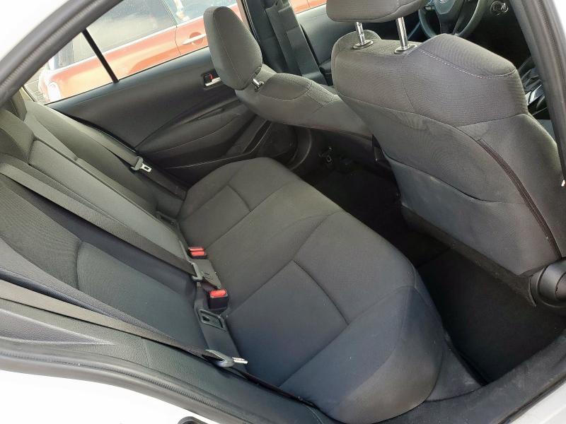 2021 TOYOTA COROLLA LE JTDEPMAE0MJ118276