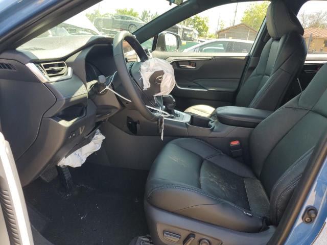 2025 TOYOTA RAV4 SE JTM16RFV9SJ075030