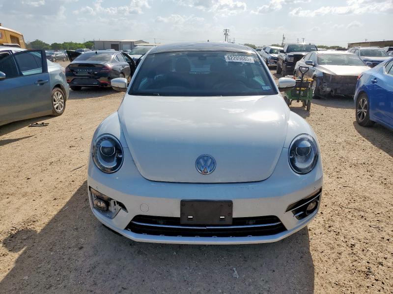 2019 VOLKSWAGEN BEETLE SE 3VWJD7AT7KM720483