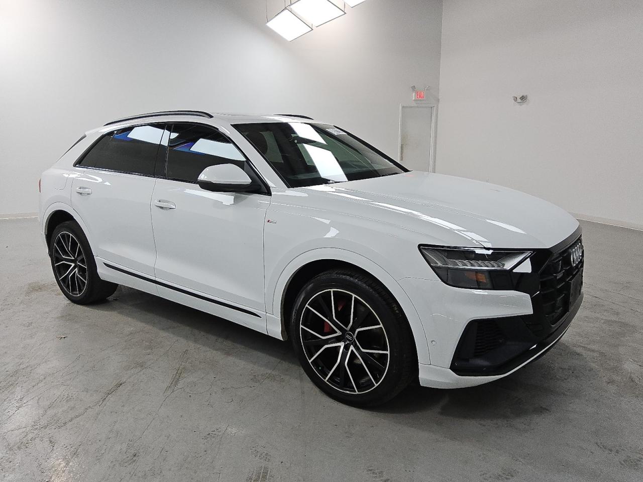 AUDI Q8 PREMIUM PLUS S-LINE