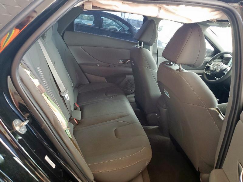 2024 HYUNDAI ELANTRA SE KMHLM4DGXRU686095