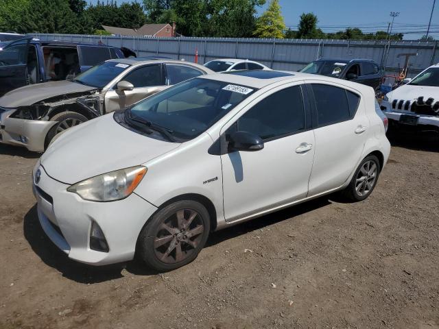 TOYOTA PRIUS C