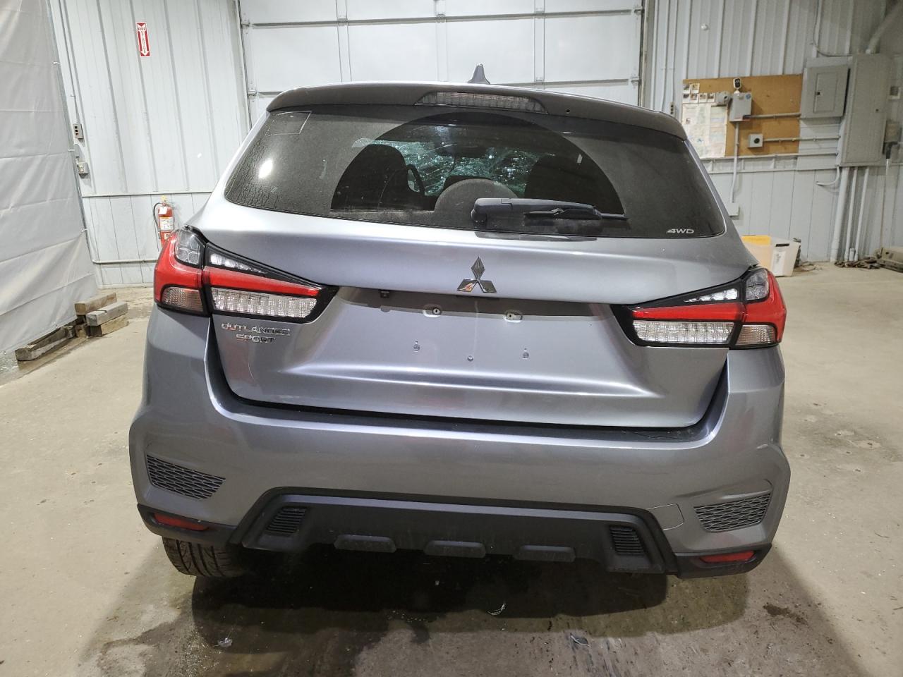 MITSUBISHI OUTLANDER ES