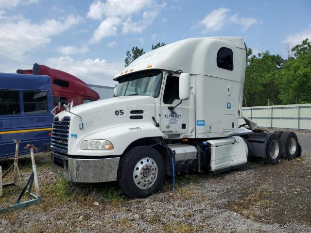 MACK CXU613 2015 white tractor diesel 1M1AW21Y0FM051874 photo #3