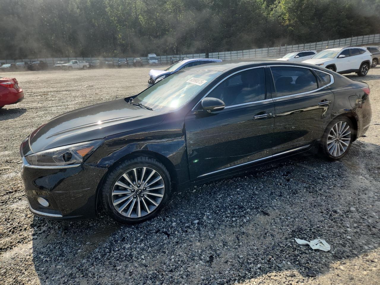 KIA CADENZA PREMIUM