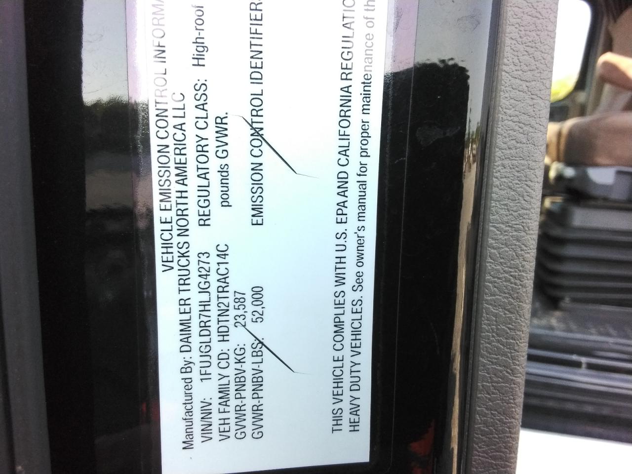 Lot #3186931836 2017 FREIGHTLINER CASCADIA 1