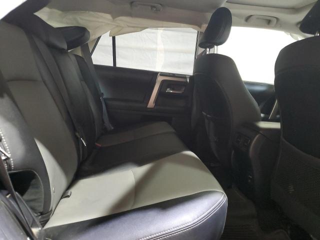 2019 TOYOTA 4RUNNER SR - JTEBU5JR9K5709941