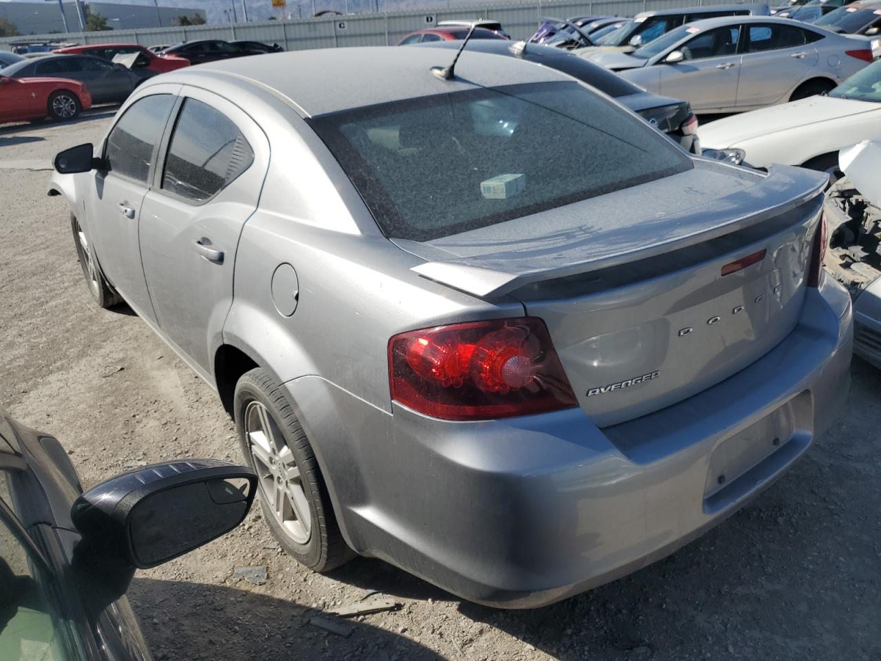 DODGE AVENGER SE
