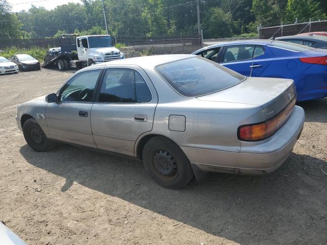 Vin: 4t1sk12e4pu206552, lot: 60812965, toyota camry le 19932