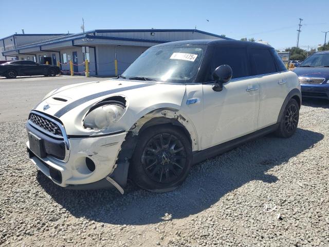 Vin: wmwxu3c53f2b57000, lot: 61408475, mini cooper s 2015 img_1