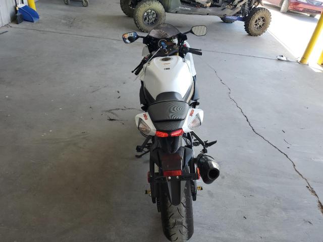 2024 SUZUKI GSX-R750 JS1GR7MA2R7101510