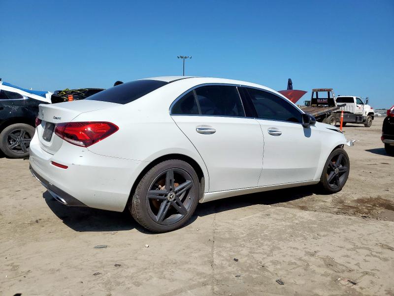 2019 MERCEDES-BENZ A 220 4MAT WDD3G4FB0KW034857