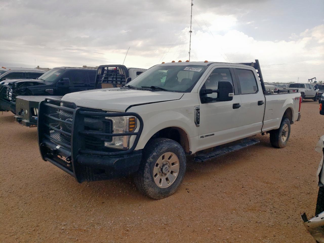 FORD F-350 SUPER DUTY