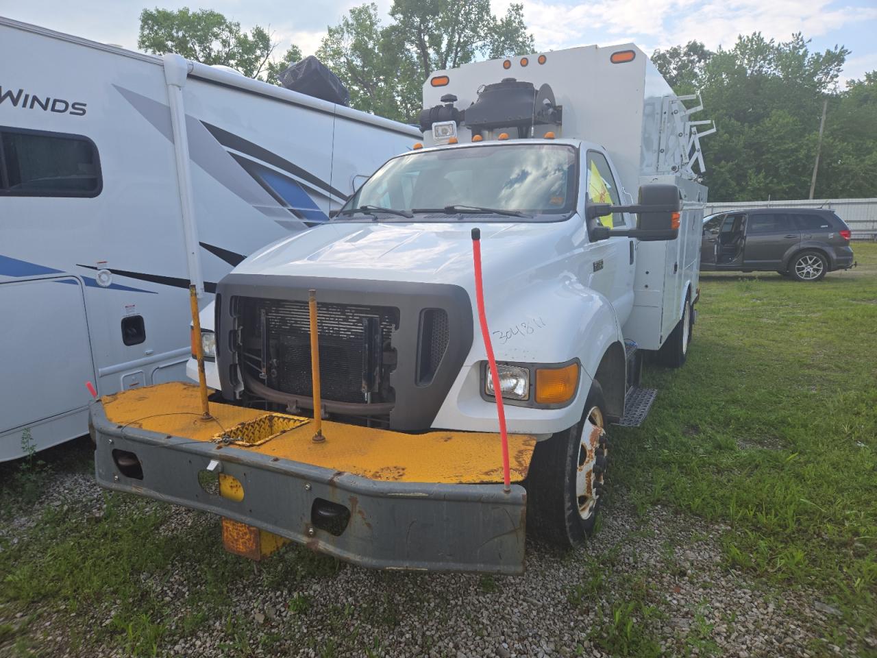 FORD F-750 SUPER DUTY