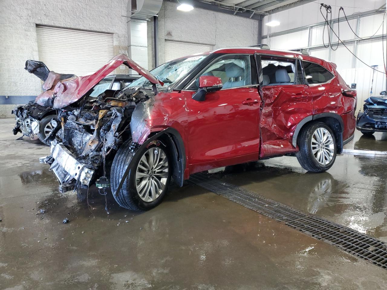 TOYOTA HIGHLANDER LE