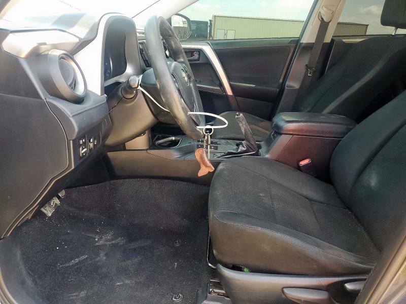 2018 TOYOTA RAV4 LE JTMZFREV1JJ156607
