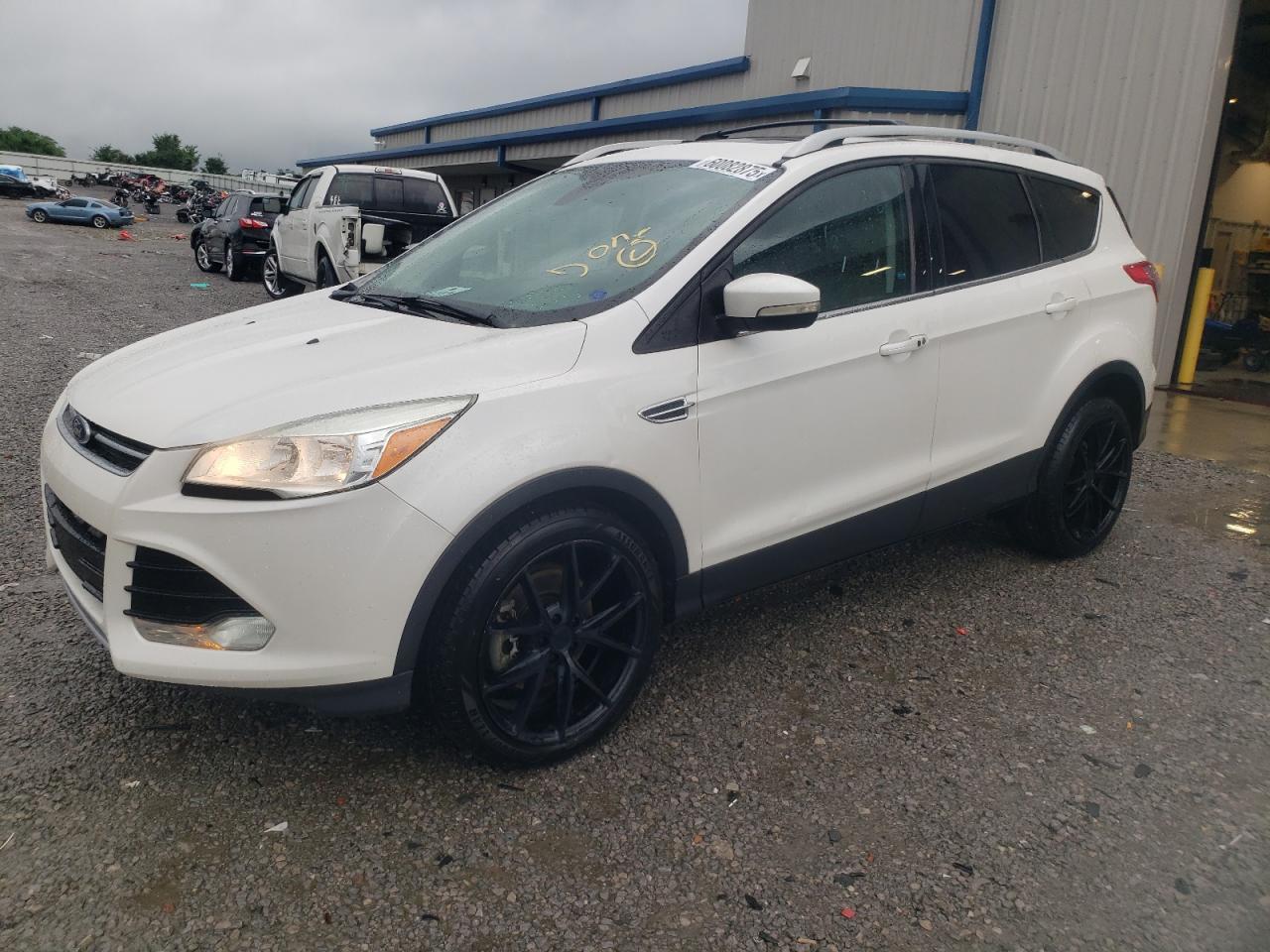 FORD ESCAPE TITANIUM