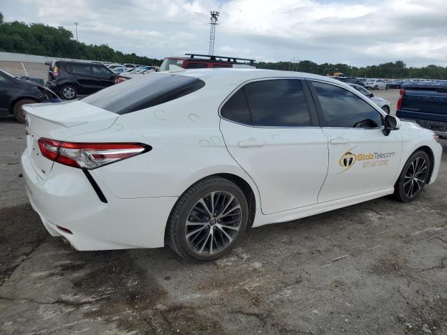 Vin: 4t1g11ak2lu325386, lot: 60983625, toyota camry se 20203