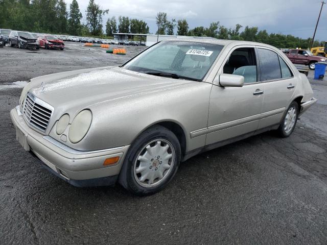 MERCEDES-BENZ E320 4MATI