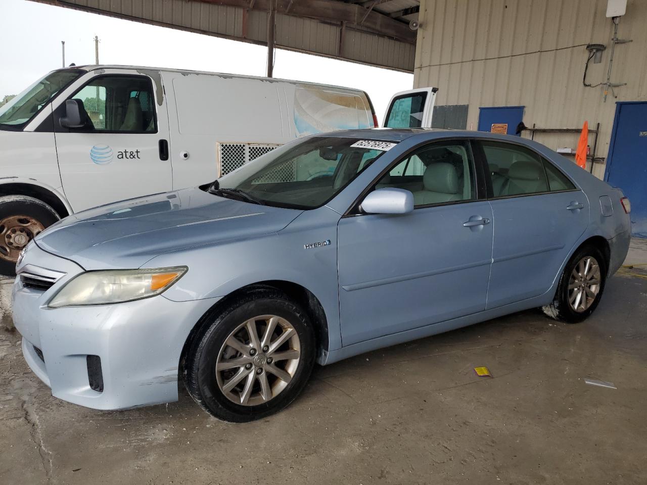 TOYOTA CAMRY HYBRID