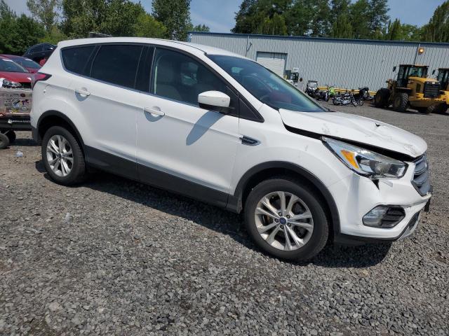 2017 FORD ESCAPE SE - 1FMCU9GD5HUD12877