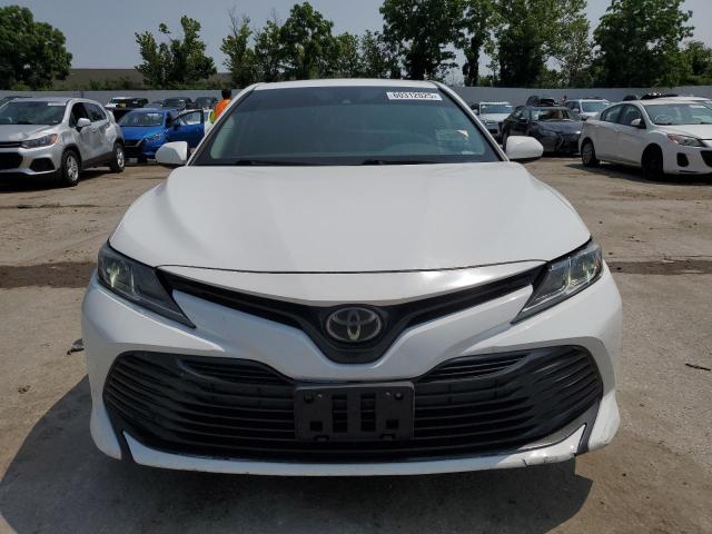 2019 TOYOTA CAMRY L 4T1B11HK1KU260657