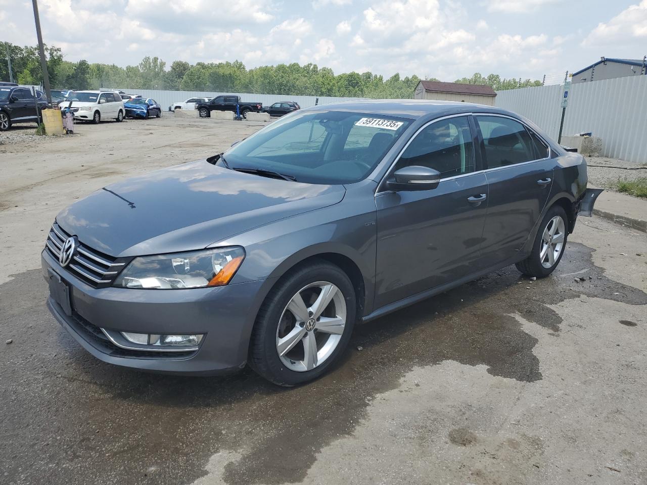 VOLKSWAGEN PASSAT S