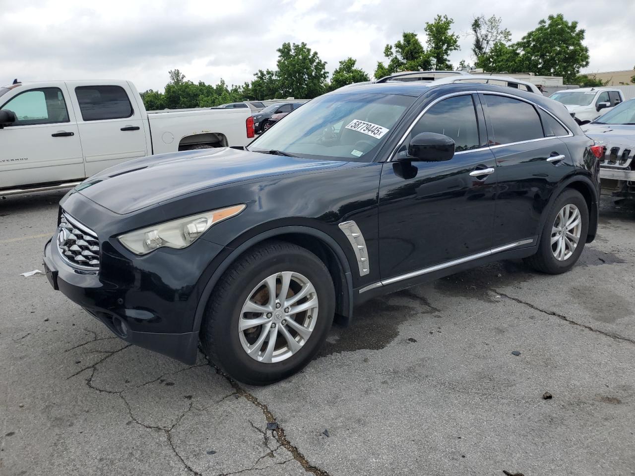 INFINITI FX35
