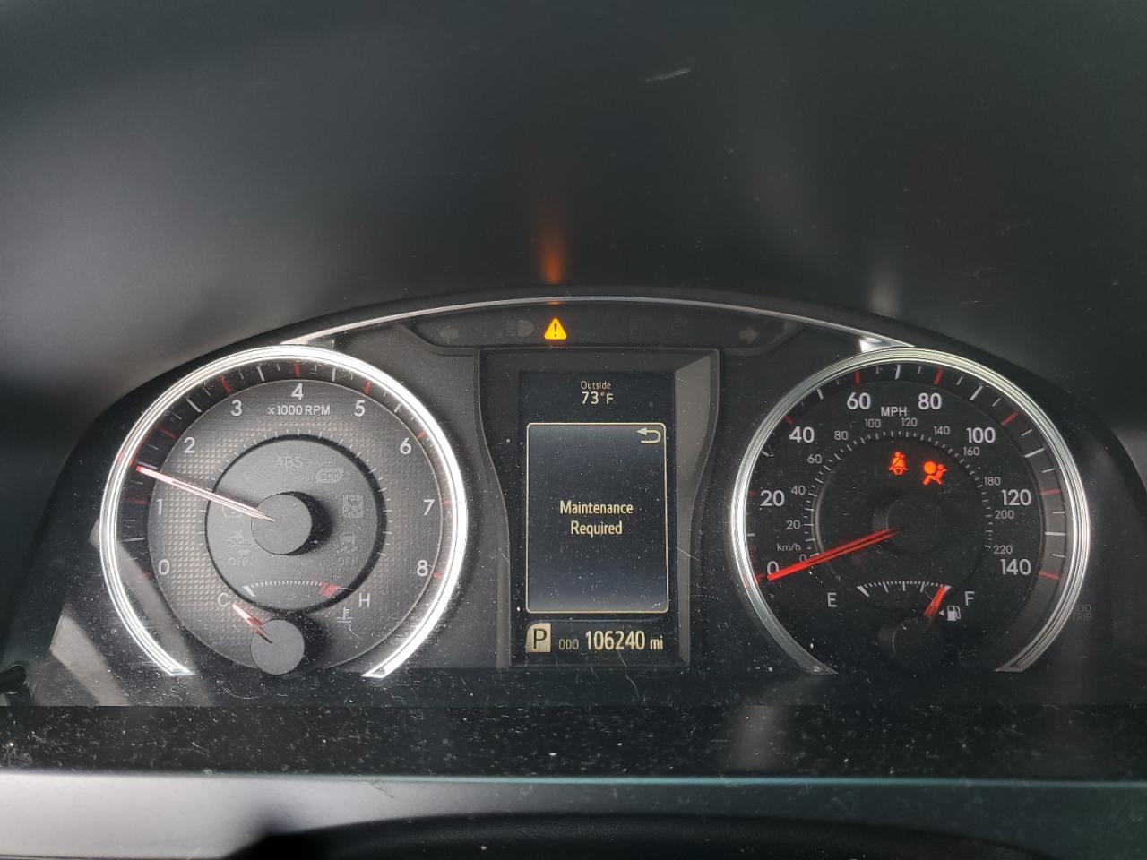 Toyota Camry le 2017