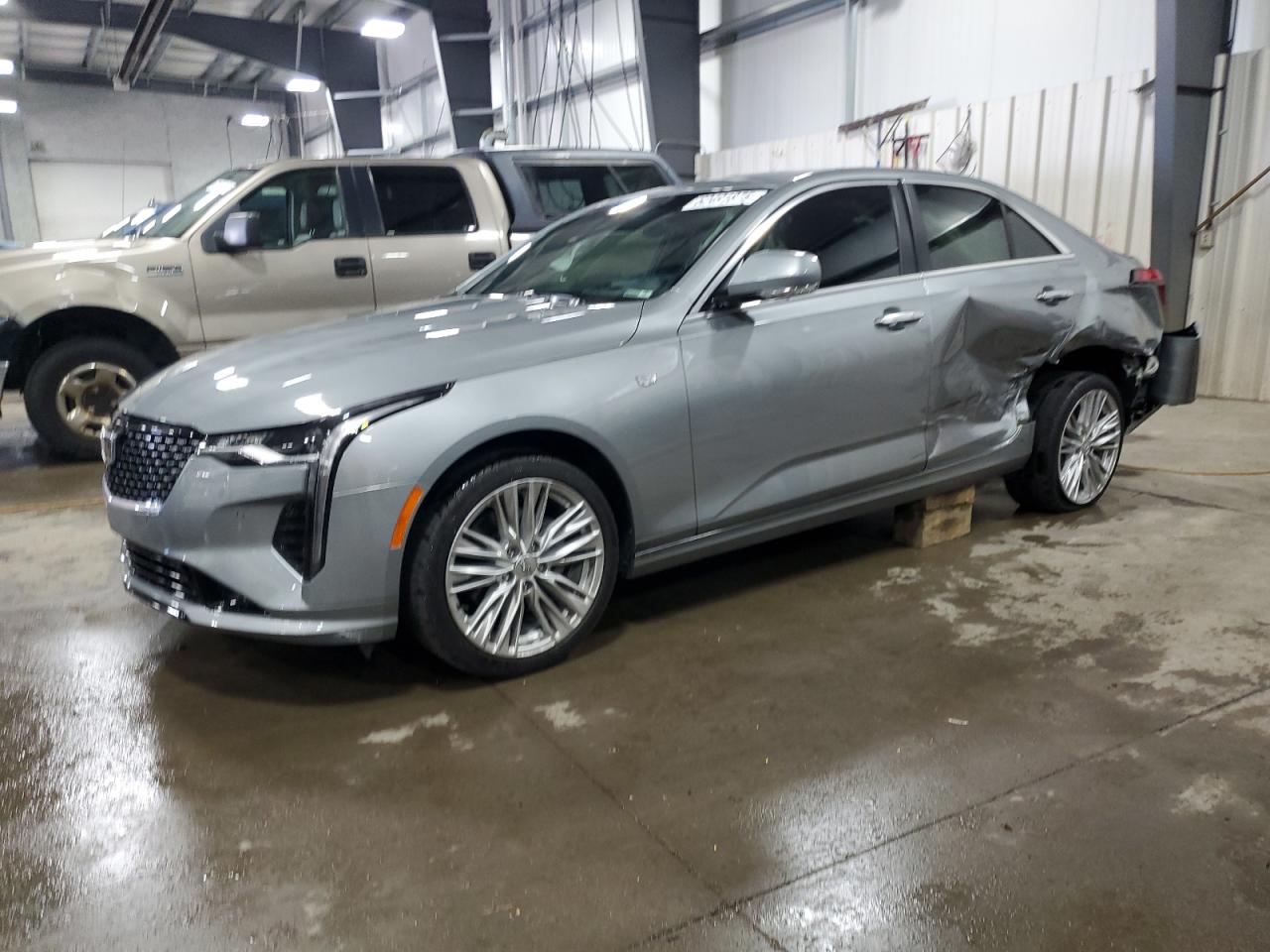 CADILLAC CT4 PREMIUM LUXURY