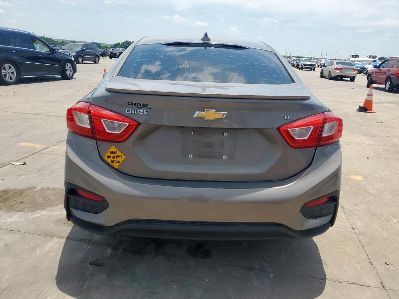 2018 CHEVROLET CRUZE LT 1G1BE5SM6J7144032