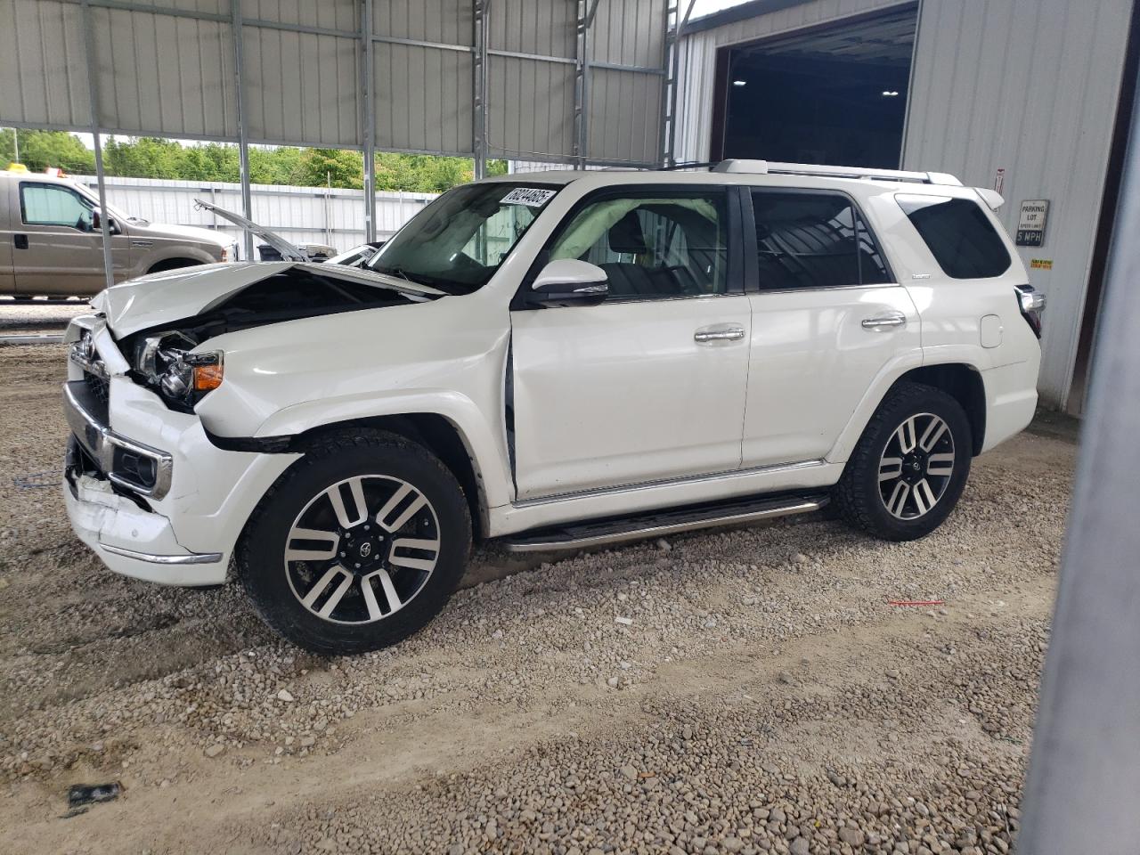 TOYOTA 4RUNNER SR5/SR5 PREMIUM