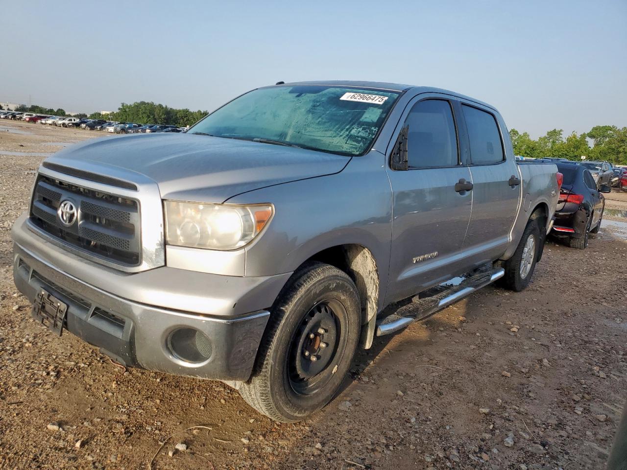 TOYOTA TUNDRA CREWMAX SR5