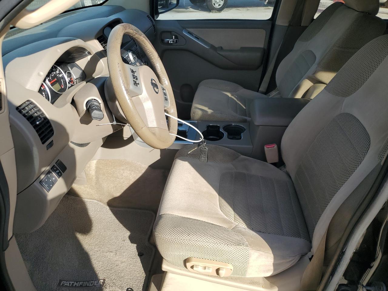 Nissan Pathfinder 2012