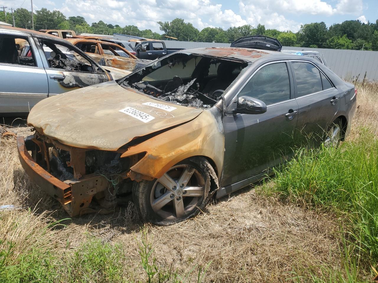 TOYOTA CAMRY L